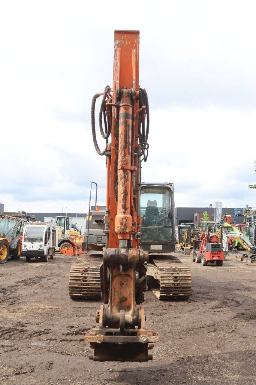 Kettenbagger του τύπου Hitachi ZAXIS 180LCN, Gebrauchtmaschine σε Antwerpen (Φωτογραφία 9)