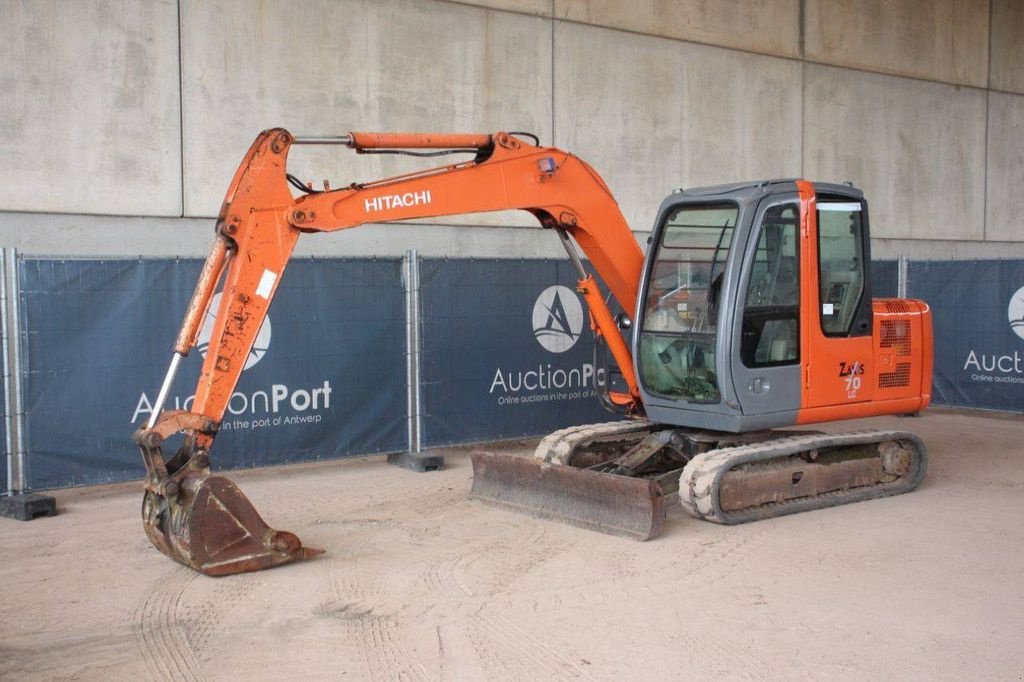Kettenbagger typu Hitachi Zaxis 70LC, Gebrauchtmaschine v Antwerpen (Obrázek 9)