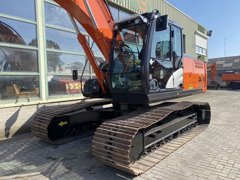 Kettenbagger del tipo Hitachi ZAXIS ZX210LC-5B, Gebrauchtmaschine In Roosendaal (Immagine 4)