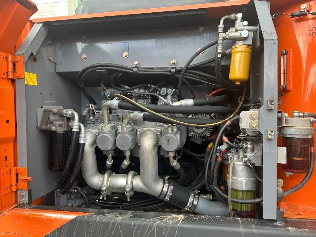 Kettenbagger a típus Hitachi ZH 210 LC-5B, Gebrauchtmaschine ekkor: Roosendaal (Kép 10)