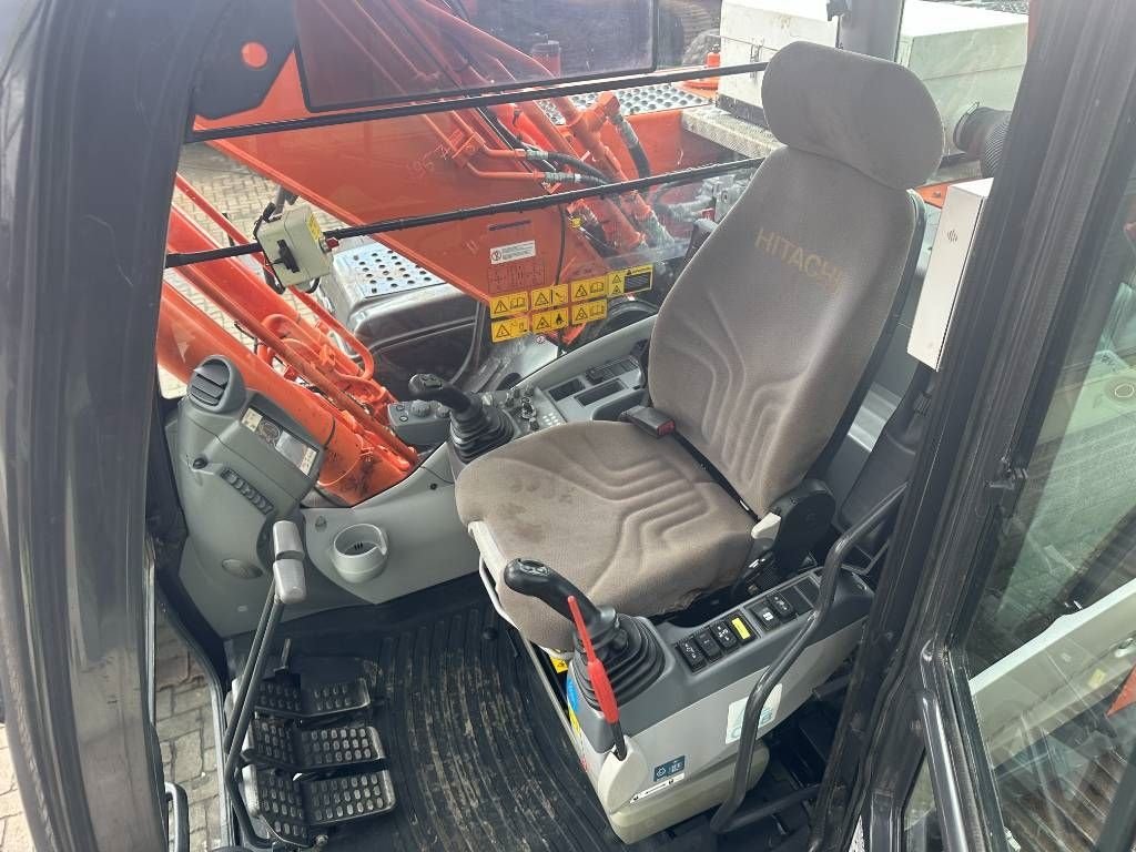 Kettenbagger a típus Hitachi ZH 210 LC-5B, Gebrauchtmaschine ekkor: Roosendaal (Kép 7)