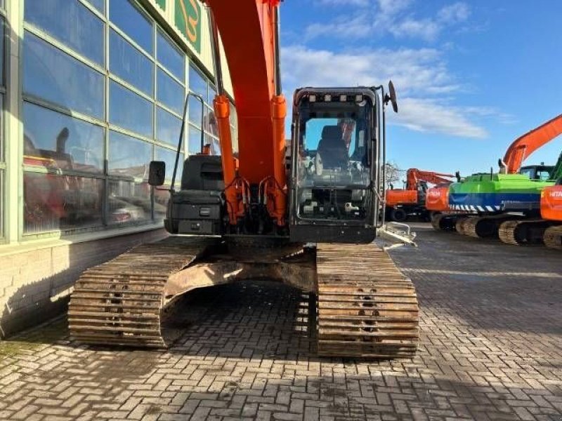 Kettenbagger a típus Hitachi ZH 210 LC-5B, Gebrauchtmaschine ekkor: Roosendaal (Kép 8)