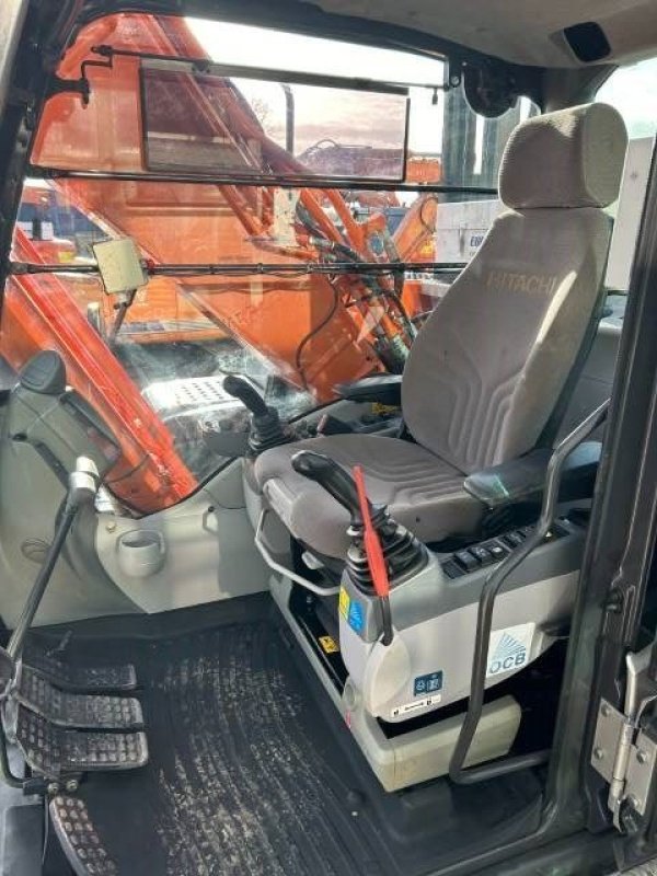 Kettenbagger a típus Hitachi ZH 210 LC-5B, Gebrauchtmaschine ekkor: Roosendaal (Kép 10)