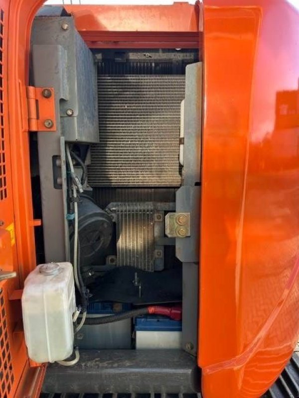 Kettenbagger tip Hitachi ZX 135 US-3, Gebrauchtmaschine in Roosendaal (Poză 10)