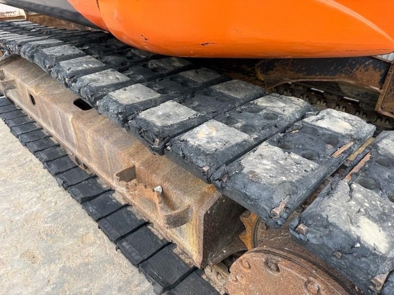 Kettenbagger des Typs Hitachi ZX 135 US-5B, Gebrauchtmaschine in Beveren-Waas Melsele (Bild 7)