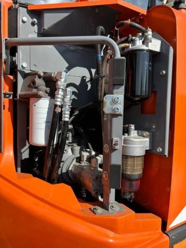 Kettenbagger typu Hitachi ZX 135 US-6, Gebrauchtmaschine v Roosendaal (Obrázek 10)