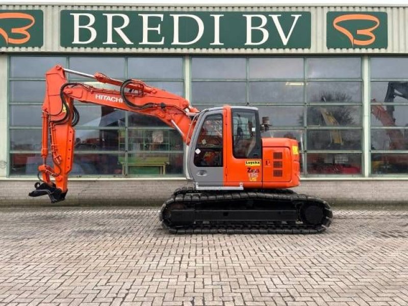 Kettenbagger of the type Hitachi ZX 135 US, Gebrauchtmaschine in Roosendaal (Picture 1)