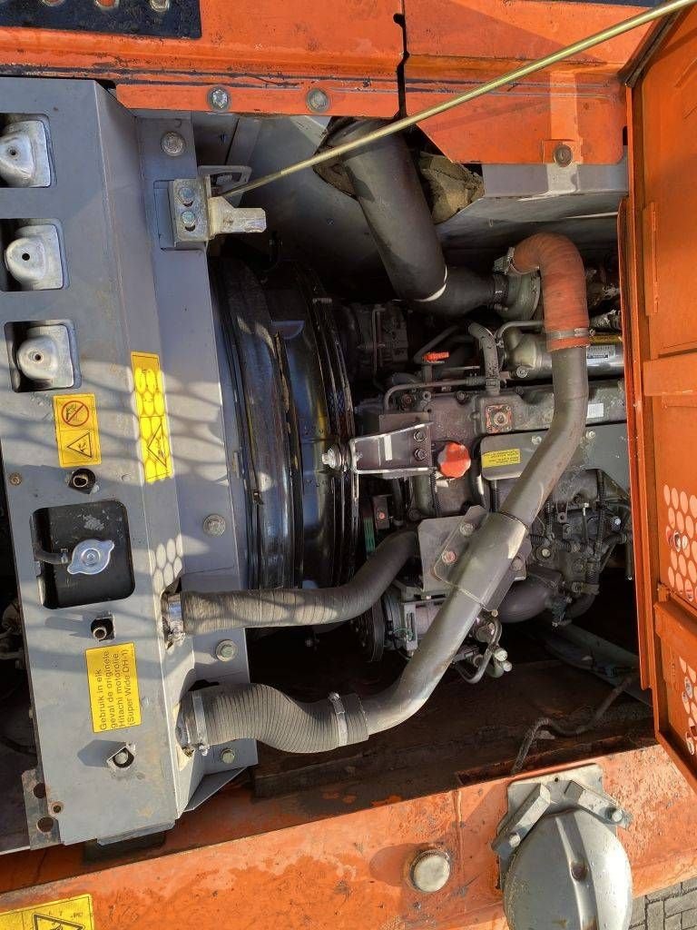 Kettenbagger des Typs Hitachi ZX 180 LC-3, Gebrauchtmaschine in Roosendaal (Bild 11)