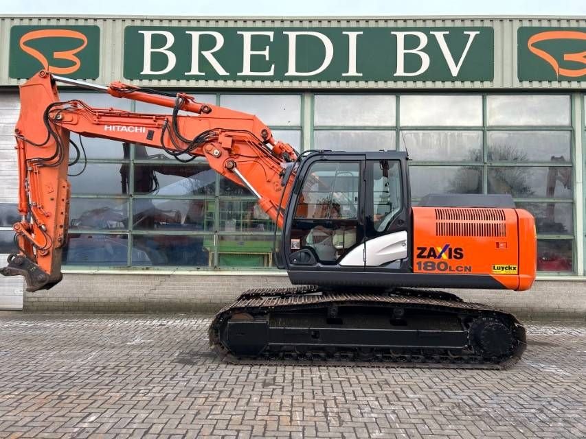 Kettenbagger typu Hitachi ZX 180 LC N-5B, Gebrauchtmaschine v Roosendaal (Obrázek 1)