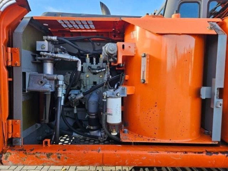 Kettenbagger des Typs Hitachi ZX 180, Gebrauchtmaschine in Roosendaal (Bild 10)
