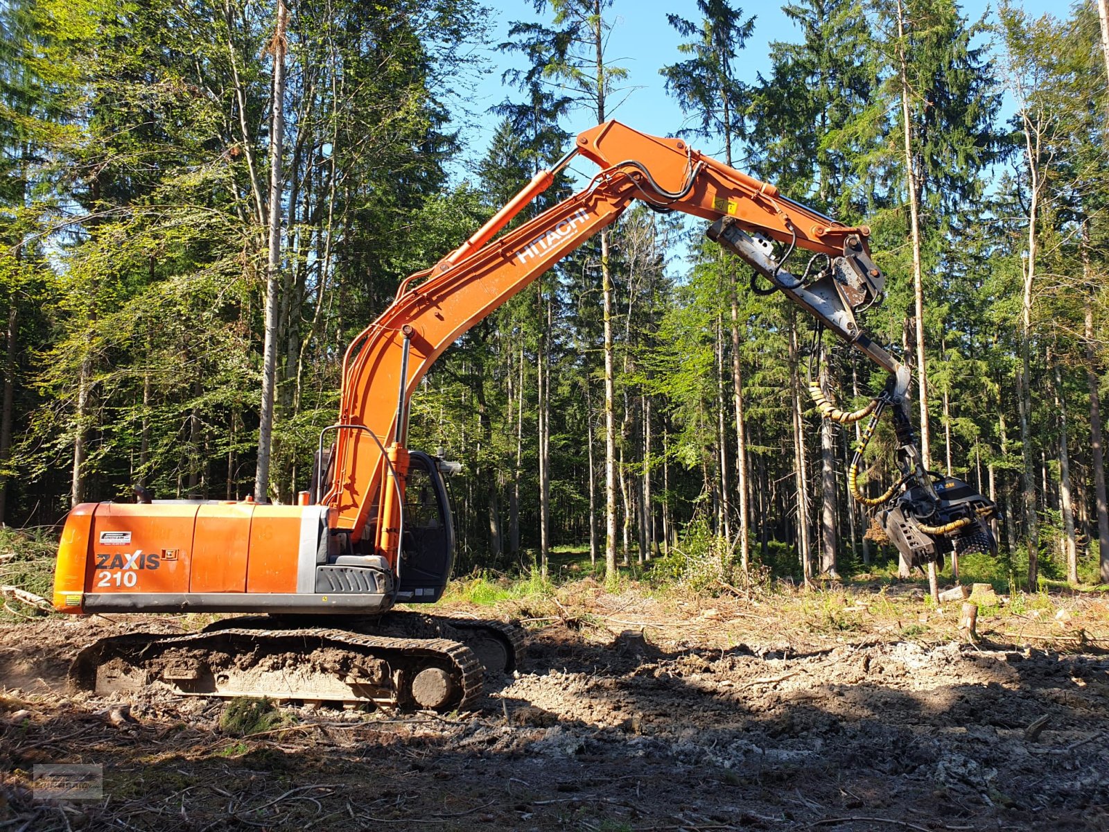 Kettenbagger des Typs Hitachi ZX 210-3 mit Kesla 25 RH, Gebrauchtmaschine in Deutsch - Goritz (Bild 2)