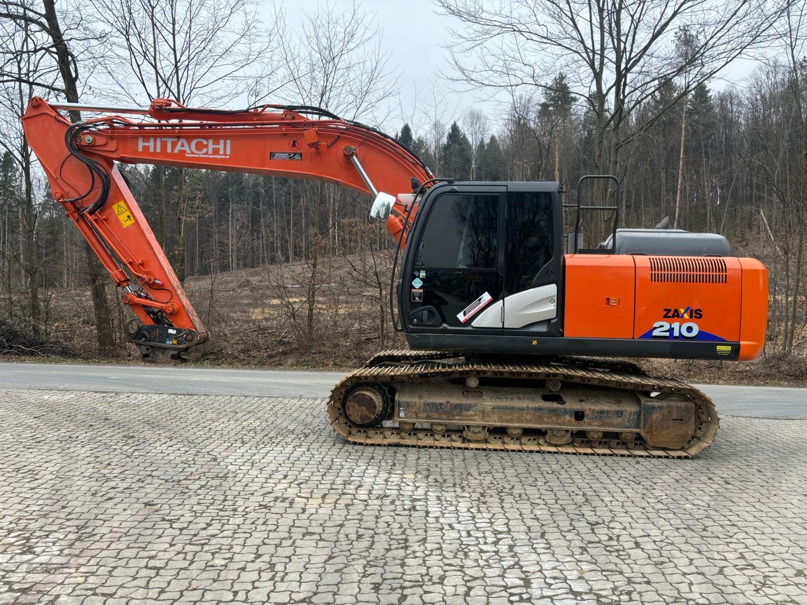 Kettenbagger a típus Hitachi ZX 210-6, Gebrauchtmaschine ekkor: Deutsch - Goritz (Kép 1)