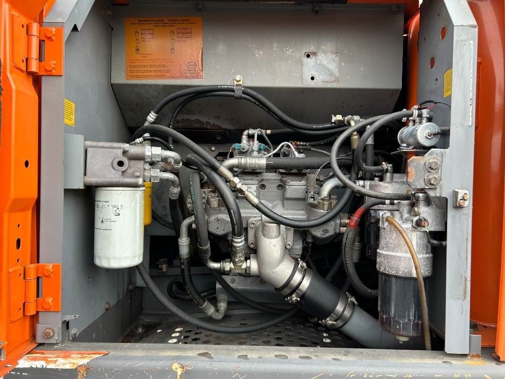 Kettenbagger typu Hitachi ZX 210 LC-3, Gebrauchtmaschine v Roosendaal (Obrázek 11)