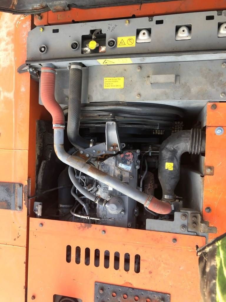 Kettenbagger des Typs Hitachi ZX 210 LC-3, Gebrauchtmaschine in Roosendaal (Bild 9)