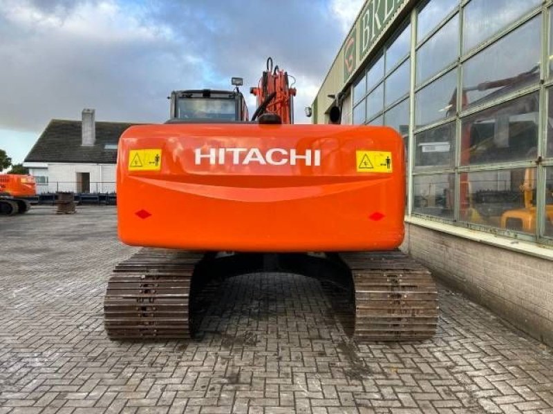 Kettenbagger typu Hitachi ZX 210 LC-3, Gebrauchtmaschine v Roosendaal (Obrázek 8)