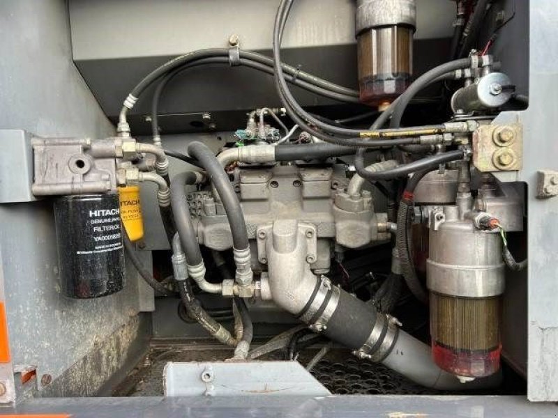 Kettenbagger typu Hitachi ZX 210 LC-3, Gebrauchtmaschine v Roosendaal (Obrázek 11)