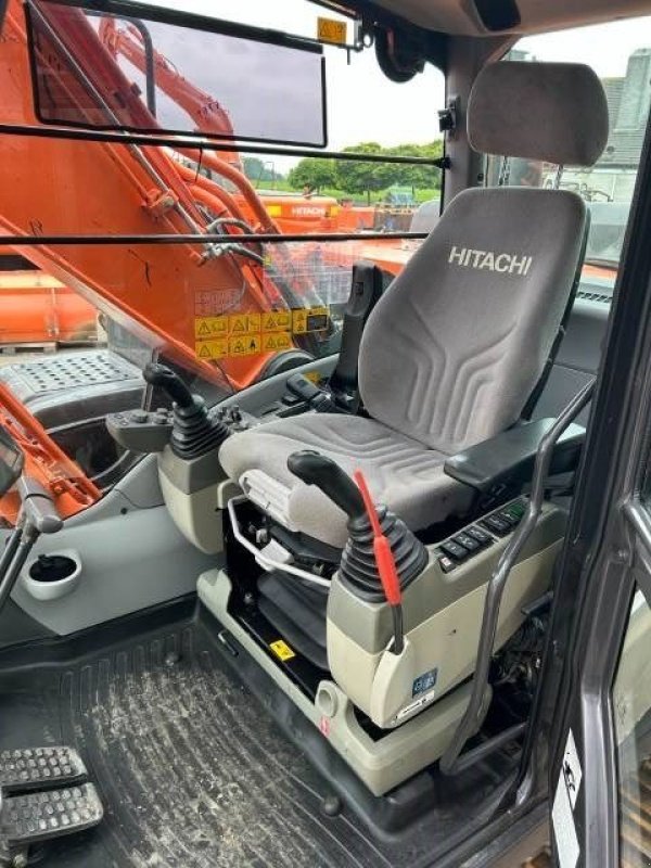 Kettenbagger типа Hitachi ZX 210 LC-5B, Gebrauchtmaschine в Roosendaal (Фотография 9)