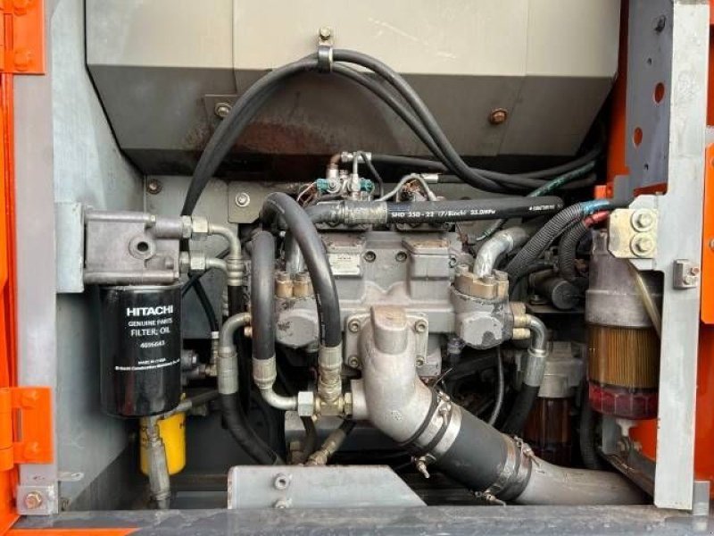 Kettenbagger a típus Hitachi ZX 210 LC N-3, Gebrauchtmaschine ekkor: Roosendaal (Kép 11)