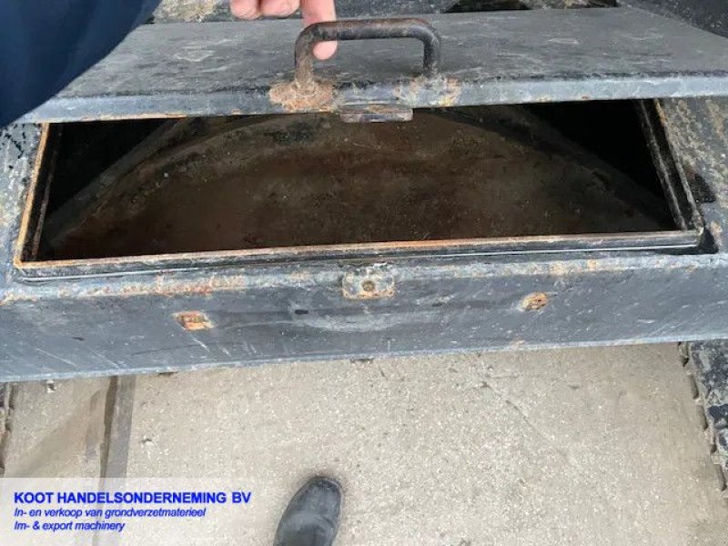 Kettenbagger des Typs Hitachi ZX 210lc-6 Nieuwstaat!! 4500 Uren!, Gebrauchtmaschine in Nieuwerkerk aan den IJssel (Bild 11)