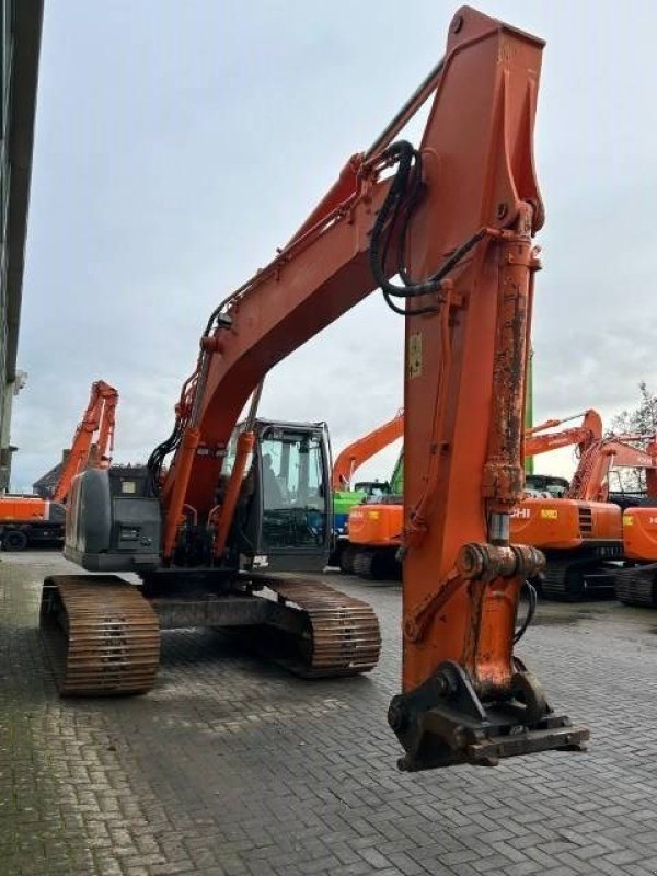Kettenbagger typu Hitachi ZX 225 US LC-3, Gebrauchtmaschine v Roosendaal (Obrázek 4)