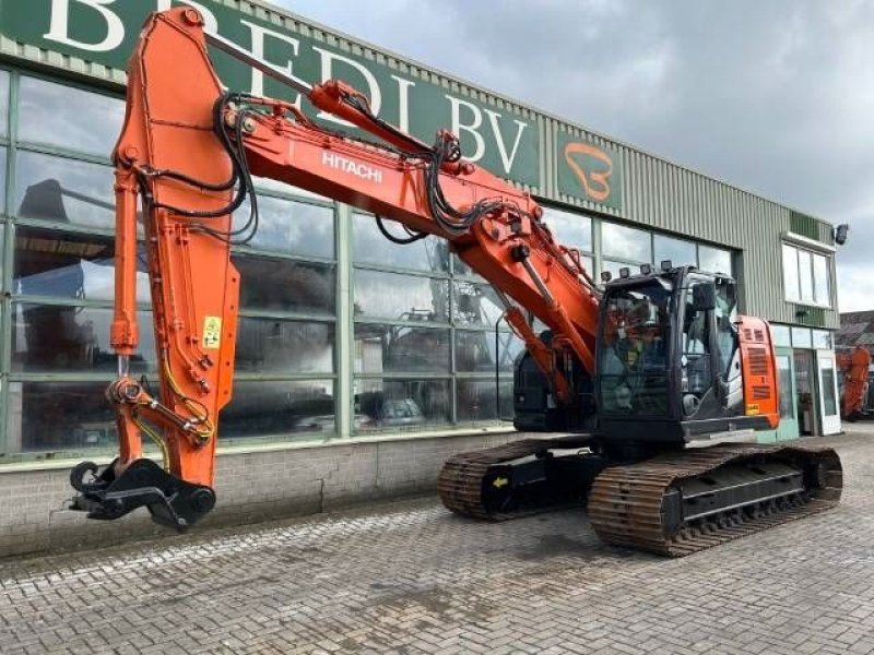 Kettenbagger typu Hitachi ZX 225 US LC-5 B, Gebrauchtmaschine v Roosendaal (Obrázek 4)