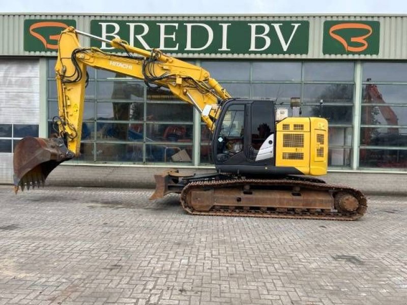 Kettenbagger типа Hitachi ZX 225 US LC-6, Gebrauchtmaschine в Roosendaal (Фотография 1)