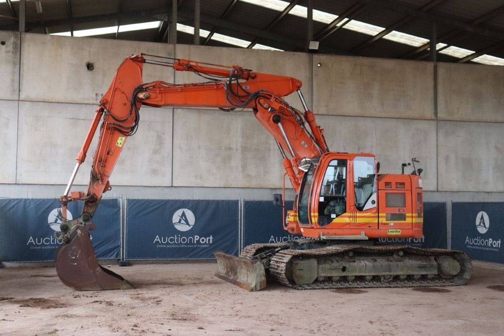 Kettenbagger a típus Hitachi ZX 225 USLC-5B, Gebrauchtmaschine ekkor: Antwerpen (Kép 1)