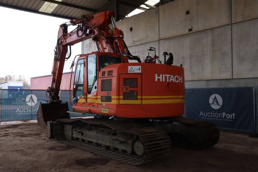 Kettenbagger a típus Hitachi ZX 225 USLC-5B, Gebrauchtmaschine ekkor: Antwerpen (Kép 4)