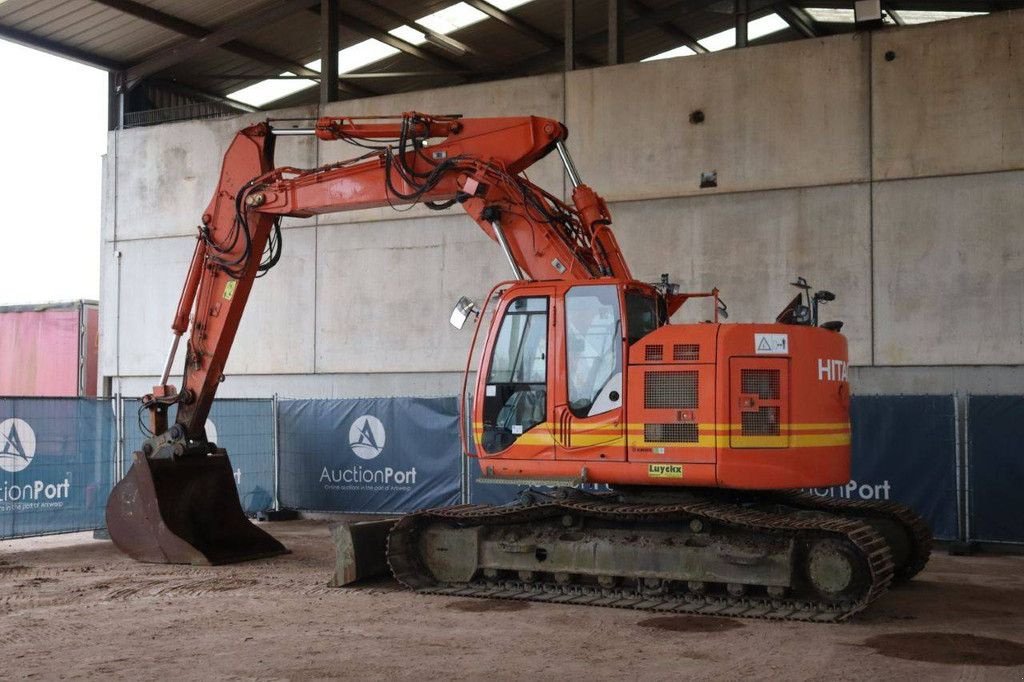 Kettenbagger a típus Hitachi ZX 225 USLC-5B, Gebrauchtmaschine ekkor: Antwerpen (Kép 3)