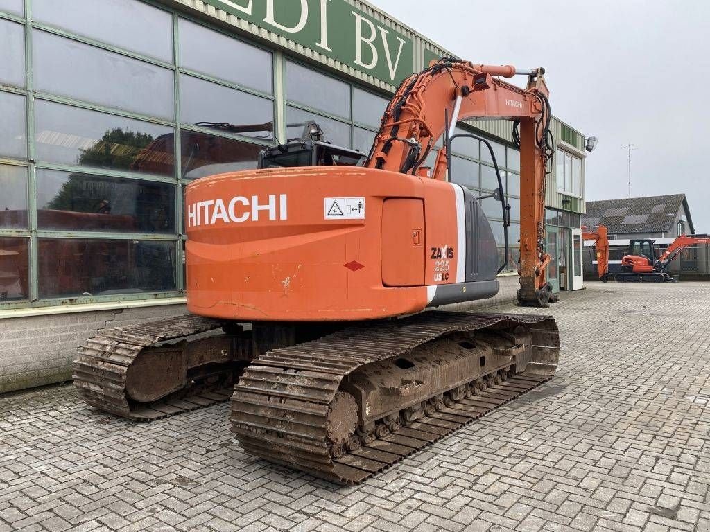 Kettenbagger типа Hitachi ZX 225 USR LC-3, Gebrauchtmaschine в Roosendaal (Фотография 4)