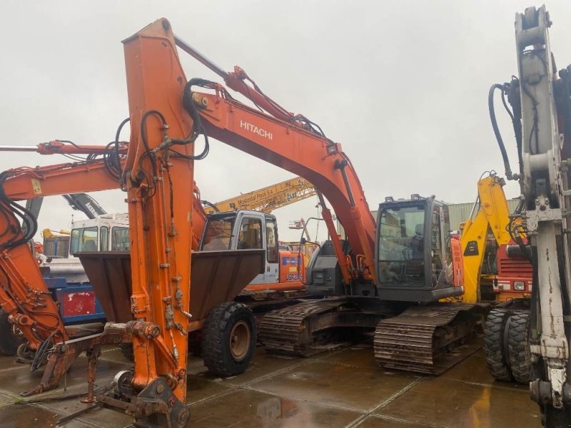 Kettenbagger del tipo Hitachi ZX 225 USR LC-3, Gebrauchtmaschine en Roosendaal (Imagen 1)