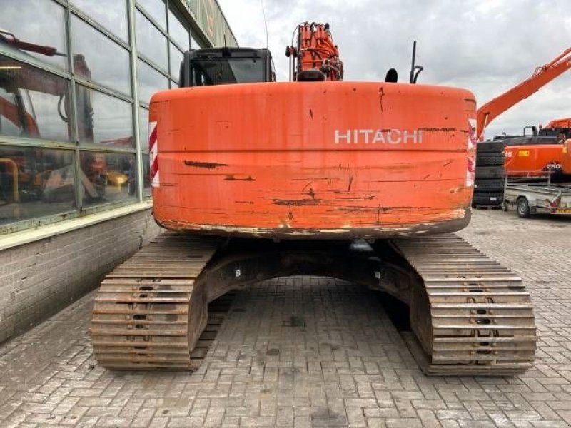 Kettenbagger typu Hitachi ZX 225 USR LC-3, Gebrauchtmaschine v Roosendaal (Obrázek 8)
