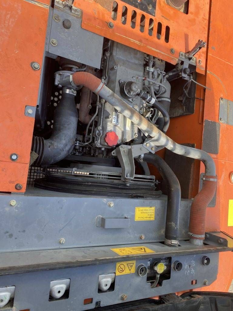 Kettenbagger des Typs Hitachi ZX 250 LC N-3, Gebrauchtmaschine in Roosendaal (Bild 9)