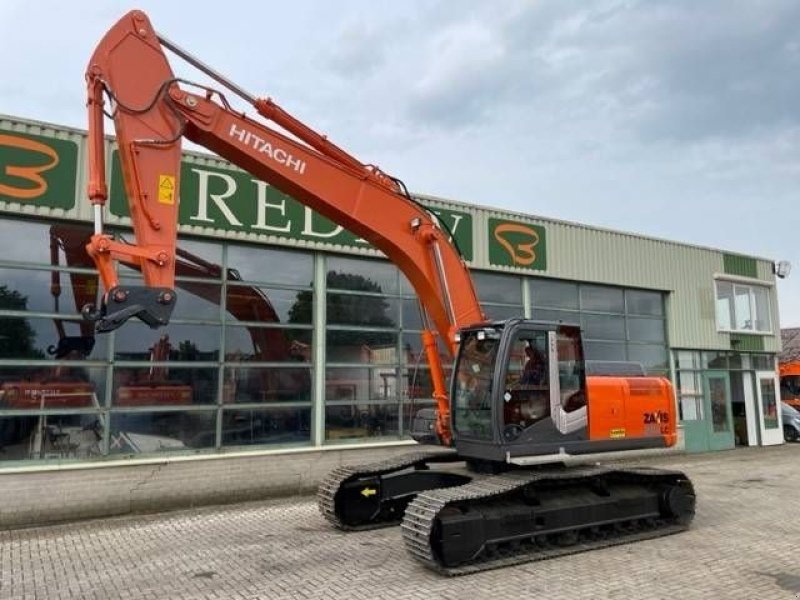 Kettenbagger des Typs Hitachi ZX 280 LC-3, Gebrauchtmaschine in Roosendaal (Bild 3)