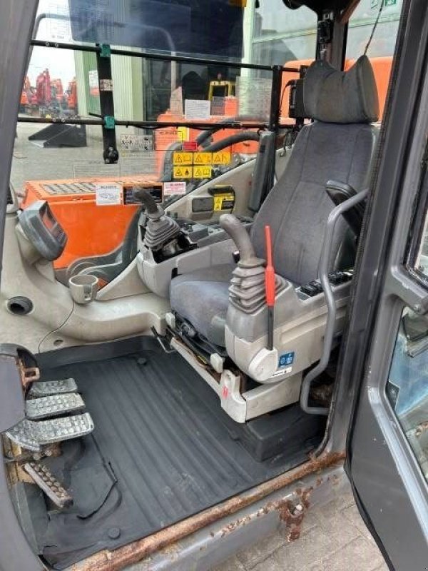 Kettenbagger a típus Hitachi ZX 470 LC H-3, Gebrauchtmaschine ekkor: Roosendaal (Kép 4)