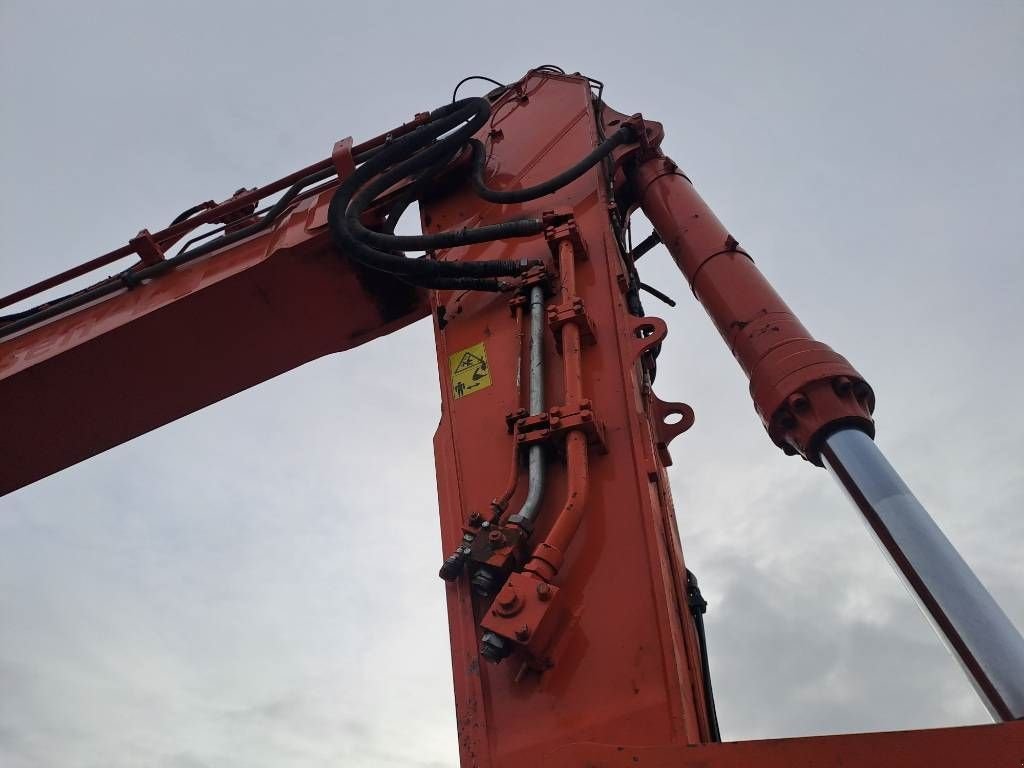 Kettenbagger des Typs Hitachi ZX 490 LC H-6 (Lift Cab), Gebrauchtmaschine in Stabroek (Bild 11)