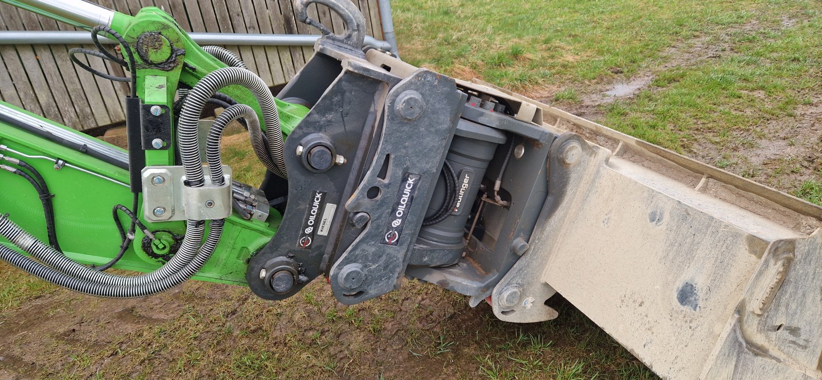 Kettenbagger typu Hitachi ZX130-7 OilQuick OQ65 Vollausstattung Neuw. Bj. 09.2023 90 Stunden 2 Löffel, Gebrauchtmaschine v Palling (Obrázek 7)