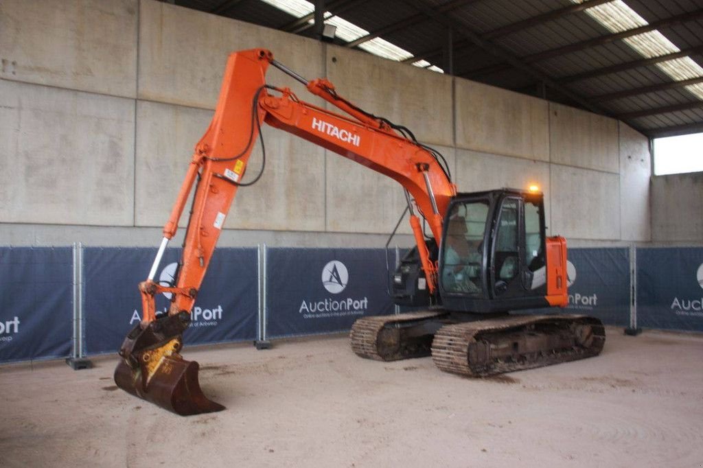 Kettenbagger typu Hitachi ZX135US-5B, Gebrauchtmaschine v Antwerpen (Obrázek 9)