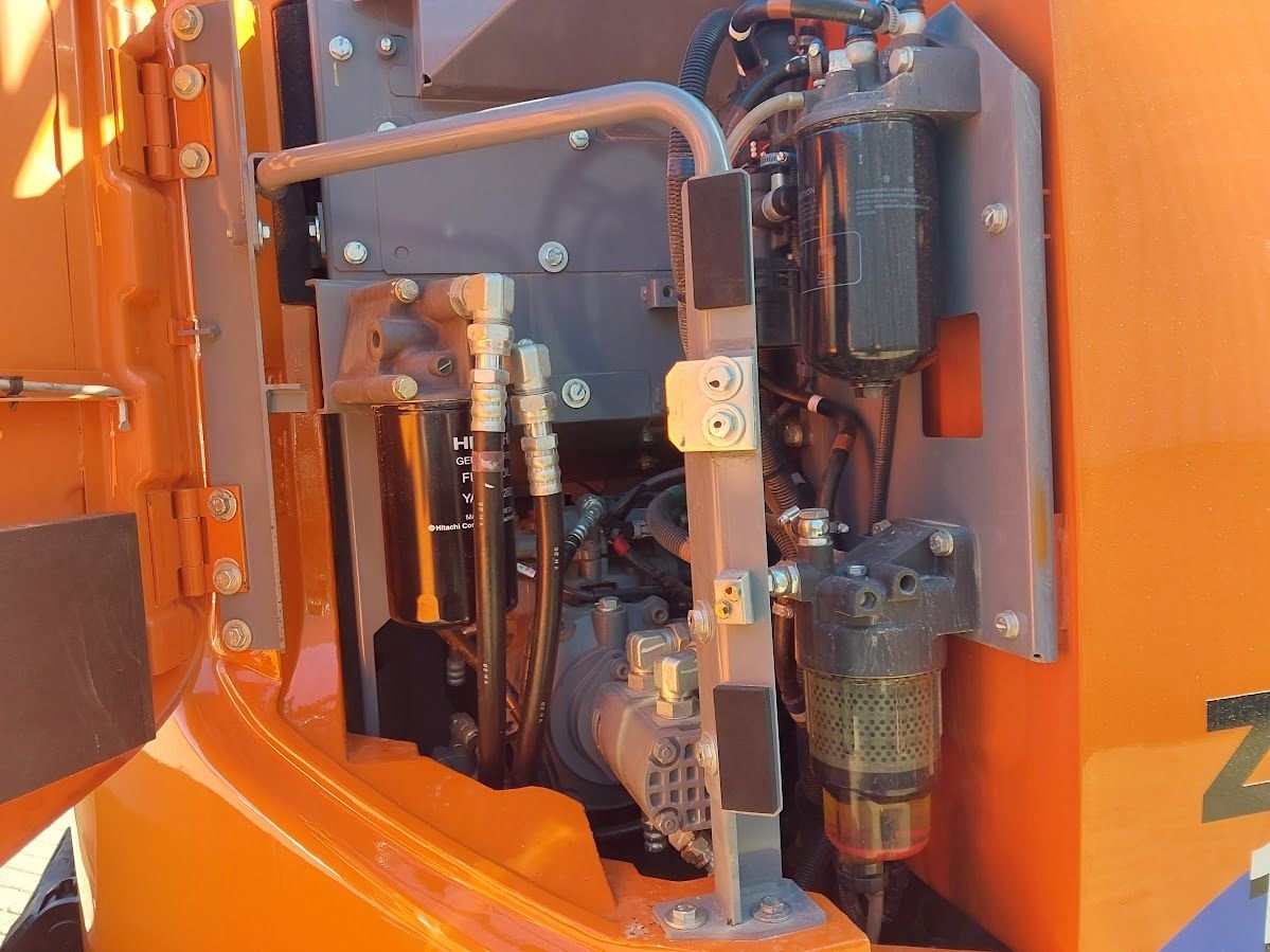 Kettenbagger des Typs Hitachi ZX135US-6, Gebrauchtmaschine in Westwoud (Bild 5)
