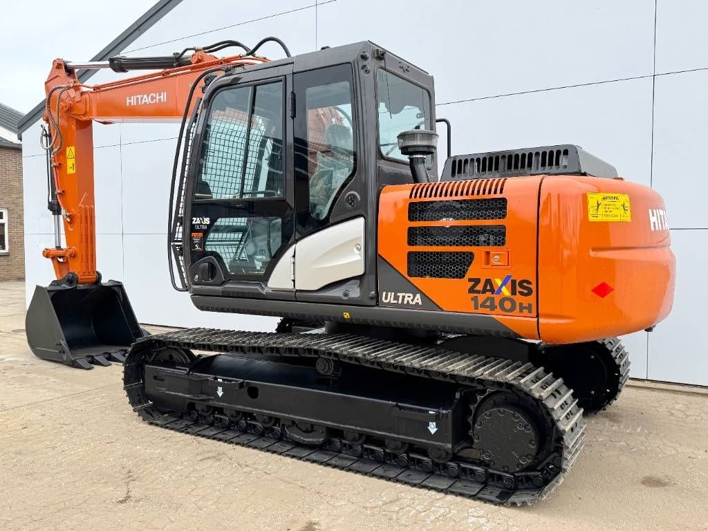 Kettenbagger от тип Hitachi ZX140H-GI - New / Isuzu Engine, Gebrauchtmaschine в Veldhoven (Снимка 3)