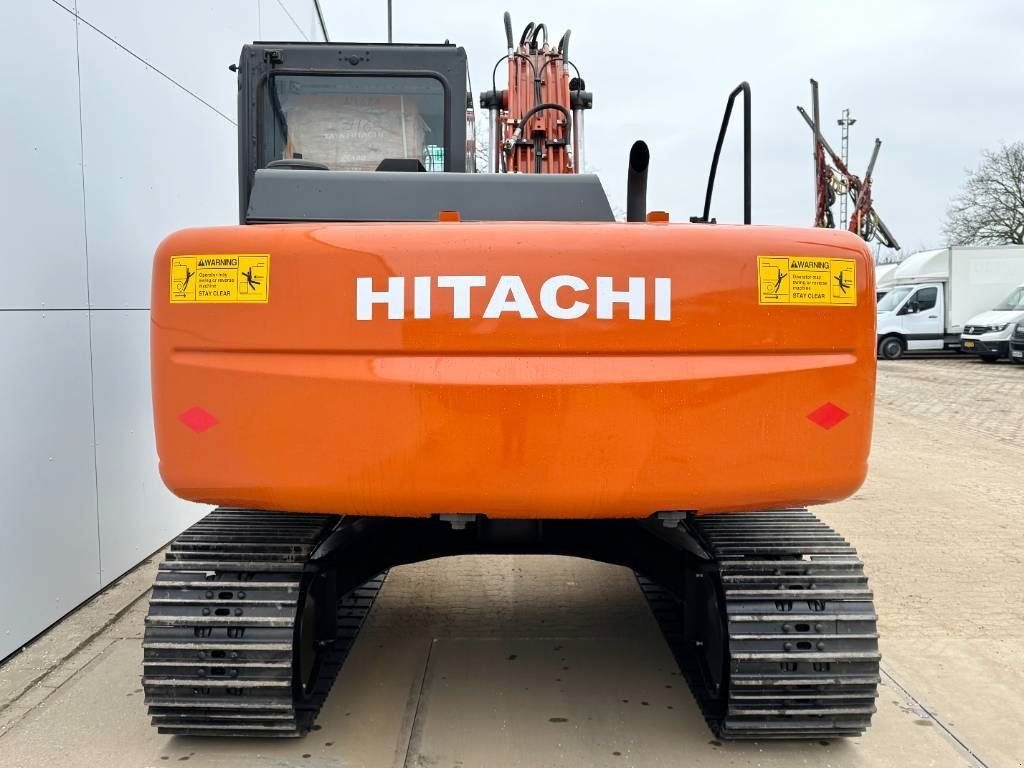 Kettenbagger от тип Hitachi ZX140H-GI - New / Isuzu Engine, Gebrauchtmaschine в Veldhoven (Снимка 4)