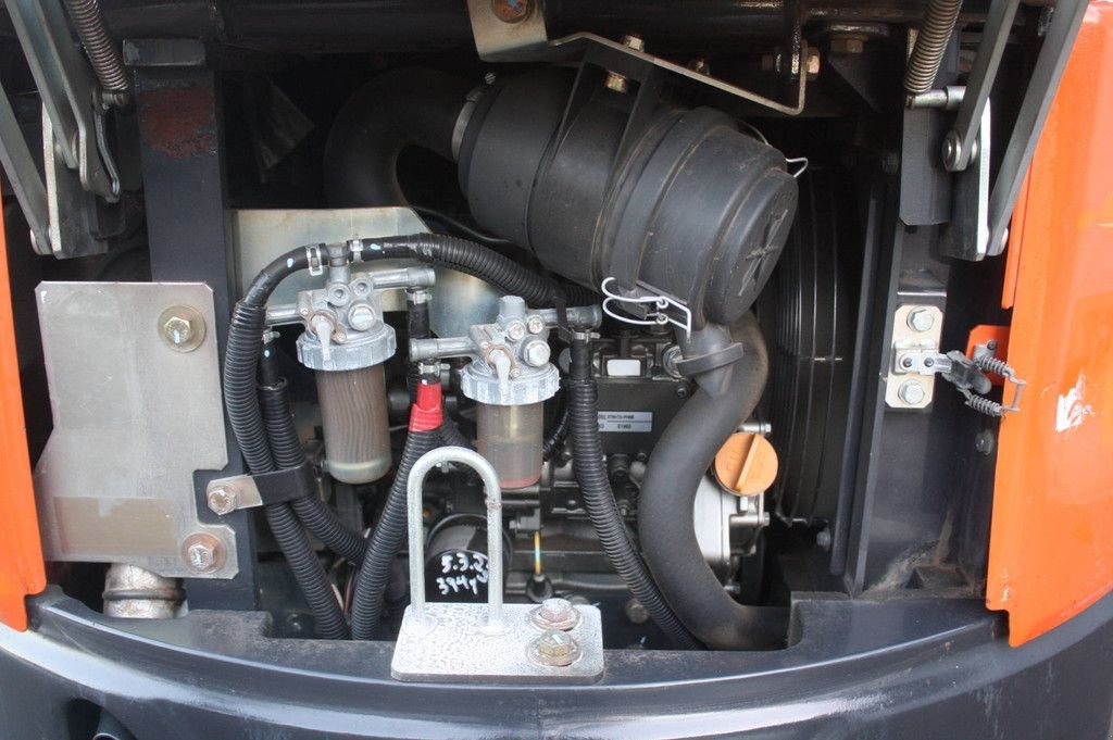 Kettenbagger des Typs Hitachi ZX17U-5, Gebrauchtmaschine in Antwerpen (Bild 11)