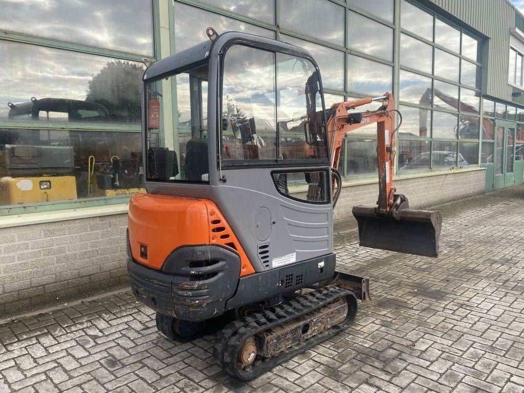 Kettenbagger a típus Hitachi ZX18, Gebrauchtmaschine ekkor: Roosendaal (Kép 4)