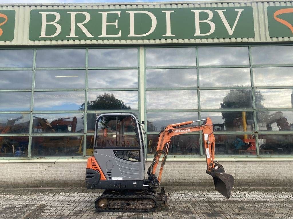 Kettenbagger a típus Hitachi ZX18, Gebrauchtmaschine ekkor: Roosendaal (Kép 2)