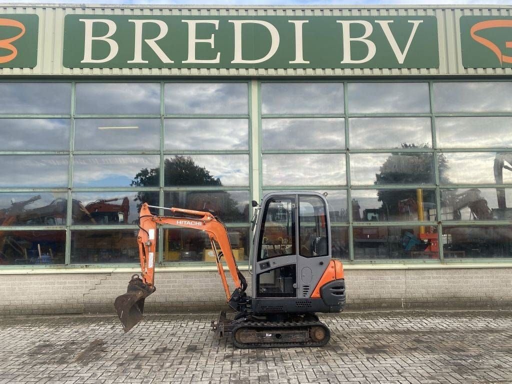 Kettenbagger a típus Hitachi ZX18, Gebrauchtmaschine ekkor: Roosendaal (Kép 1)