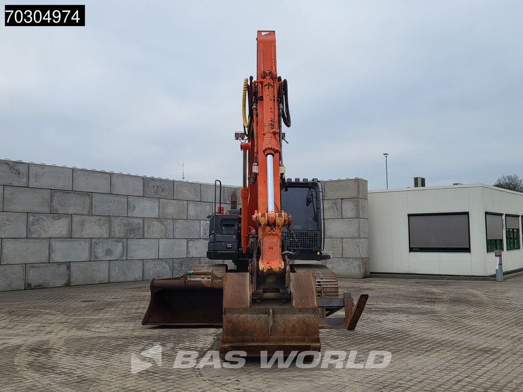 Kettenbagger del tipo Hitachi ZX210 LC-5B ZX210LC-5B 2 Buckets + Forks, Gebrauchtmaschine In Veghel (Immagine 8)