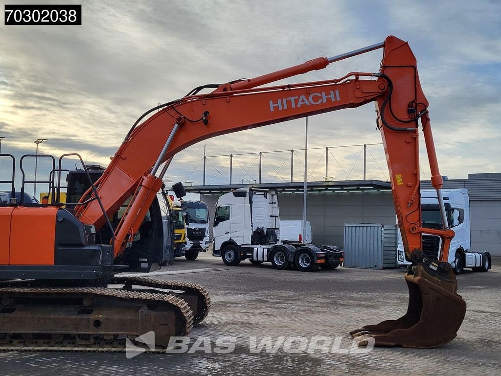 Kettenbagger typu Hitachi ZX210 LC -6, Gebrauchtmaschine v Veghel (Obrázek 8)