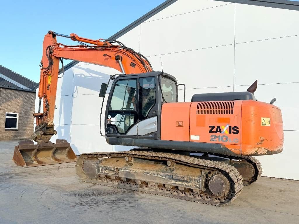 Kettenbagger typu Hitachi ZX210LC-5B - Tilting Bucket / Quick Coupler, Gebrauchtmaschine v Veldhoven (Obrázek 3)
