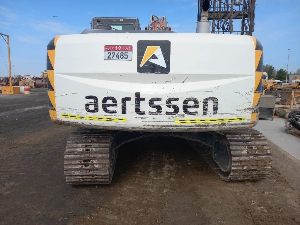 Kettenbagger типа Hitachi ZX220LC (Abu Dhabi), Gebrauchtmaschine в Stabroek (Фотография 9)