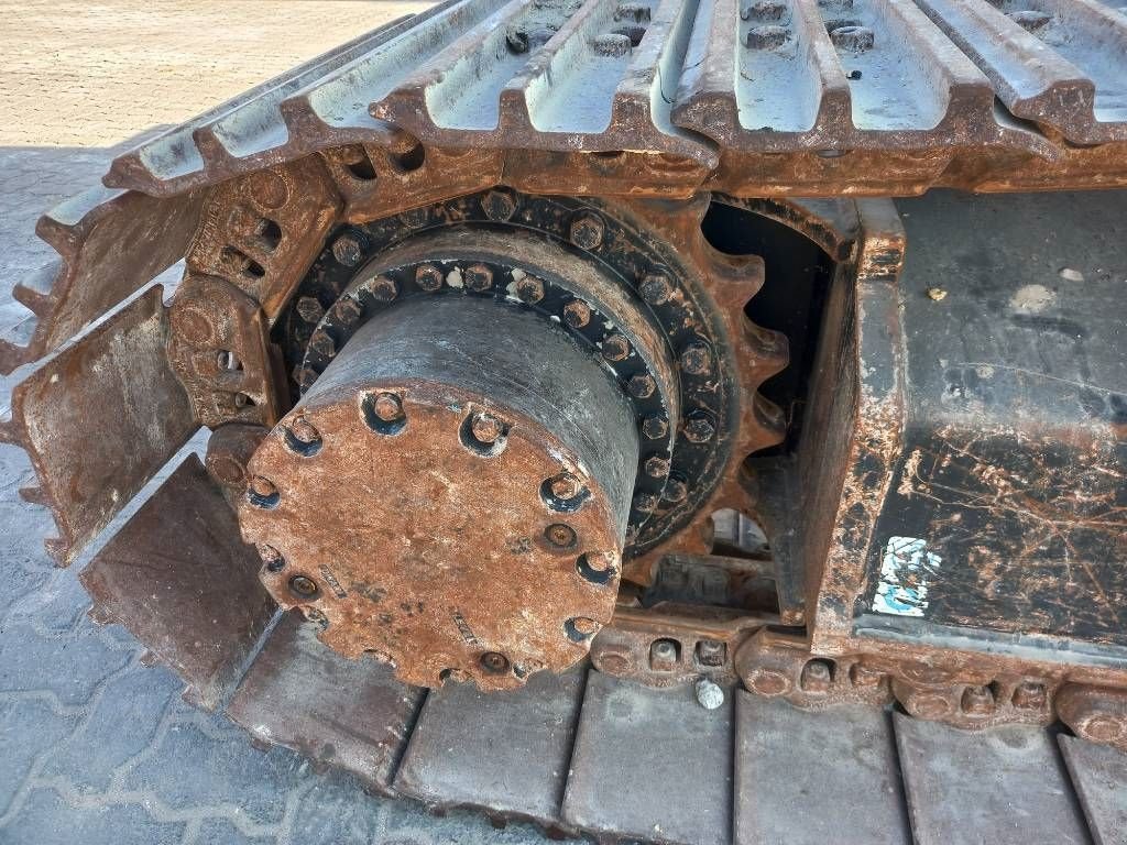 Kettenbagger Türe ait Hitachi ZX220LC (Abu Dhabi), Gebrauchtmaschine içinde Stabroek (resim 11)